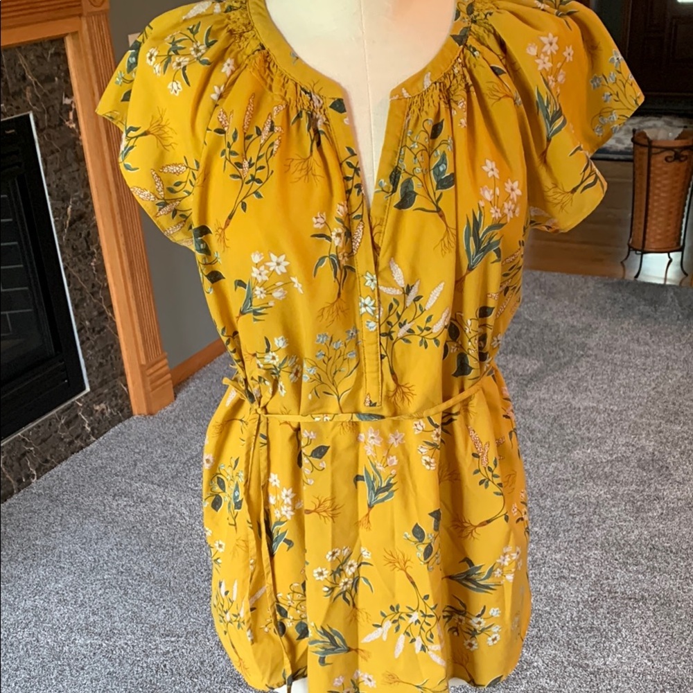 Motherhood Maternity Mustard Yellow Floral Top, size large